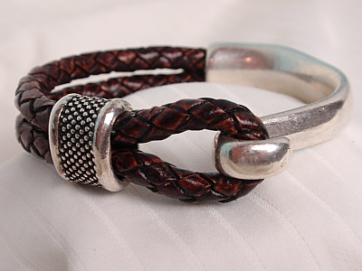 #B146BR Reddish Brown Italian Leather Bracelet with Large Silvertone Clasp