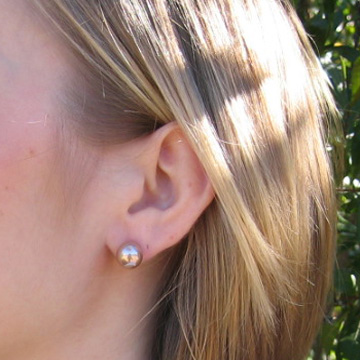 #E186 10mm bronze shell pearl earrings