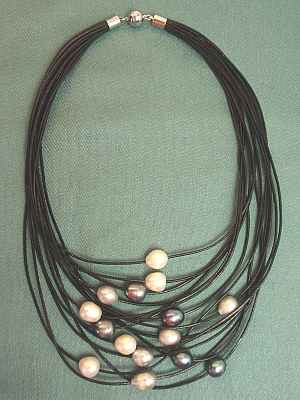 #F510BL 18" Black Leather Necklace with White Freshwater Pearls