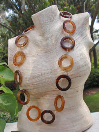 #PS415 Circle shaped agate necklace