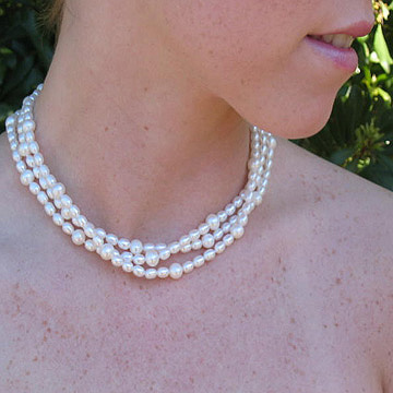 #WM50 Triple strand pearl choker