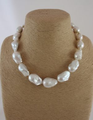 <b>#LE456</b>  Large baroque freshwater pearls